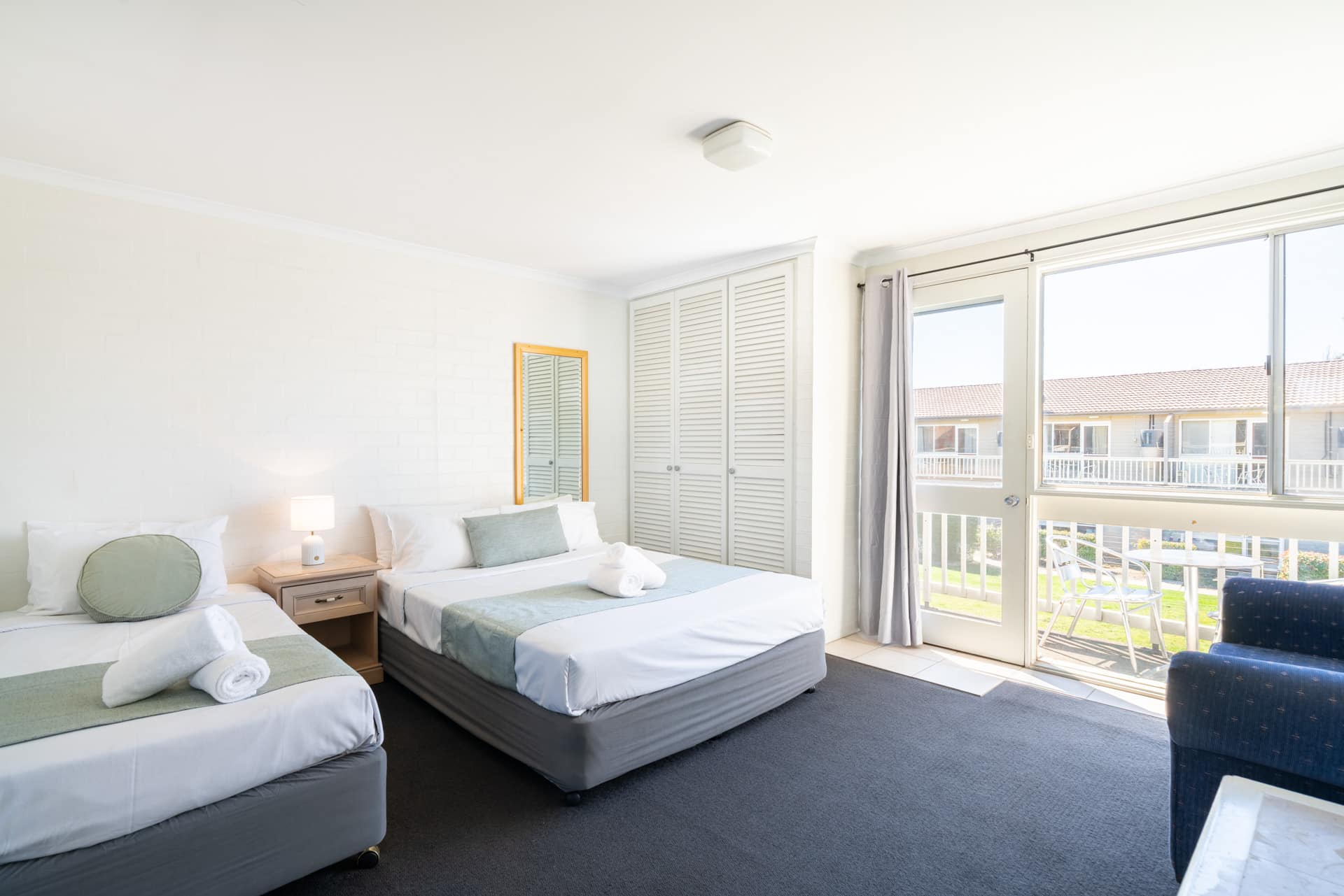 Twin room and also connects to interconnecting bathurst apartments